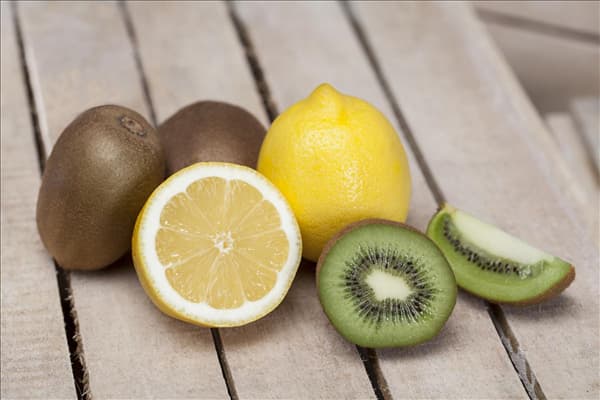 Citrus limon