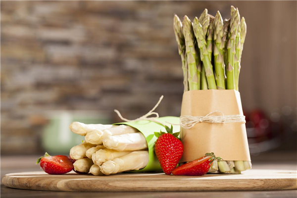 Asparagus officinalis