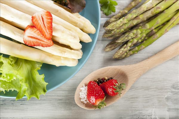 Asparagus officinalis