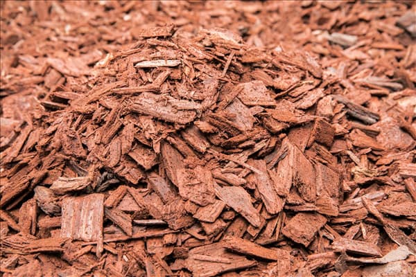 Farbiges Rindenmulch